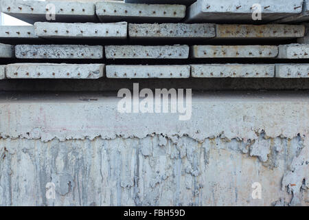 Lager vorgefertigte Betonplatten hautnah Stockfoto