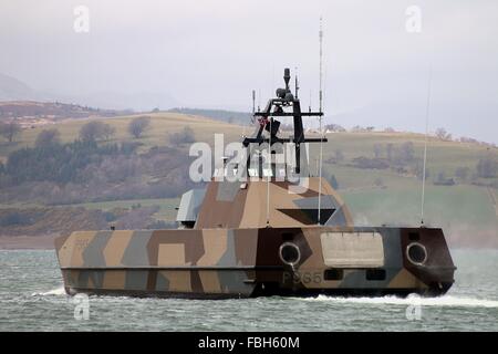 KNM Gnist, eine prächtiges-Klasse Korvette der Königlichen Norwegischen Marine übergibt Indien Osthafen zu Beginn des gemeinsamen Krieger 13-1. Stockfoto