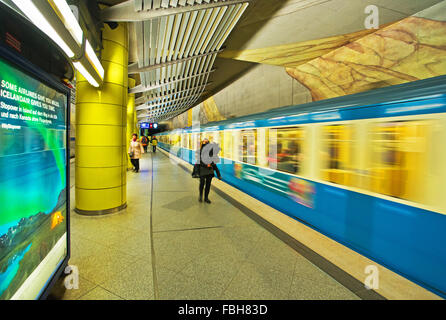 U-Bahnstation "Großhadern" in München Stockfoto