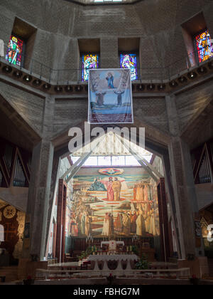 Hauptaltar der oberen Ebene der Basilika der Verkündigung Stockfoto