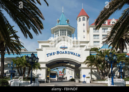 Eingang zum Boardwalk Casino & Entertainment-Komplex, Summerstrand, Port Elizabeth, Provinz Ostkap, Südafrika Stockfoto