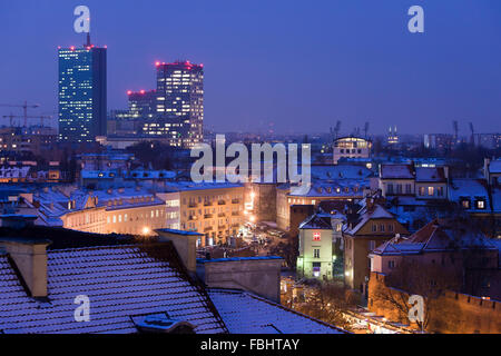 Stadt Warschau Winter Stadtbild in Polen in der Nacht auf Grenzen der alten Stadt und Innenstadt Stockfoto