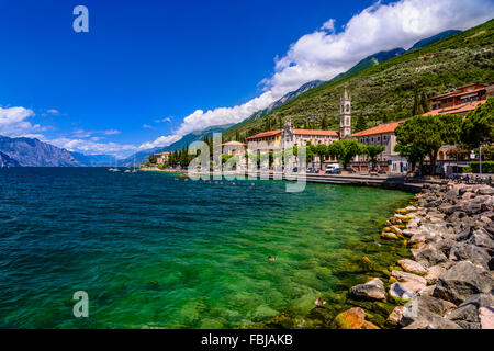 Italien, Venetien, Gardasee, Castelletto di Brenzone, Stadtbild Stockfoto