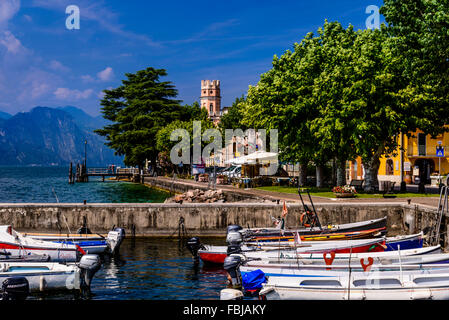 Italien, Venetien, Gardasee, Torri del Benaco, Ortsteil Pai, Stadtbild Stockfoto