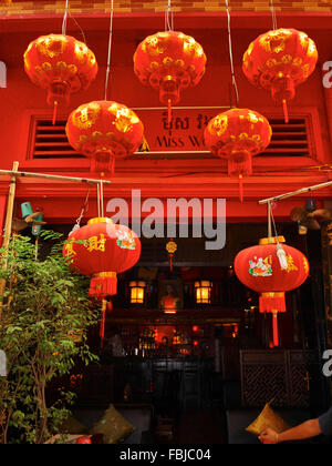 rote Lampions, Aussicht im Restaurant, Siem Reap, Kambodscha Stockfoto