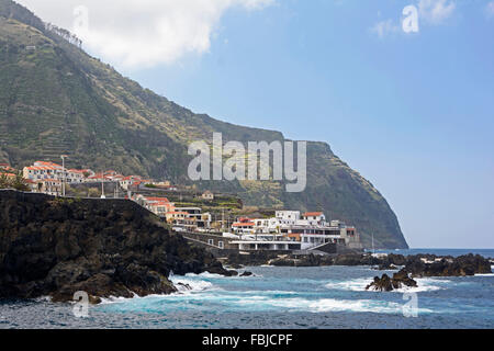 Madeira, Küstenlandschaft von Porto Moniz Stockfoto