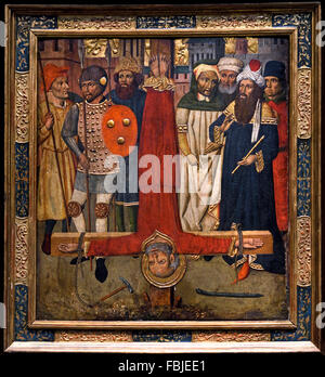 Die Kreuzigung des Heiligen St. Peter von Jaume Huguet (1412 – 1492) Spanien spanische mittelalterliche gotische Kunst Stockfoto