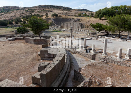 Tempel des Asklepios und der Norden Stoa im Heiligtum von Asclepion, Pergamonmuseum, Stockfoto