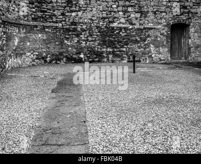 Der Hof des Kilmainham Gaol Gefängnis wo die Staats-und Regierungschefs der 1916 Easter Rising, wo von einem britischen Erschießungskommando in Dublin gedreht. Stockfoto