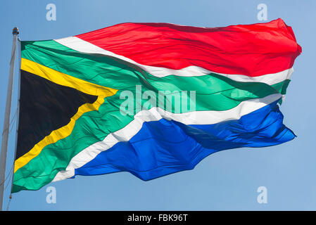 Nationalflagge auf Donkin Reserve, Port Elizabeth, Nelson Mandela Bay Municipality, Provinz Eastern Cape, Südafrika Stockfoto