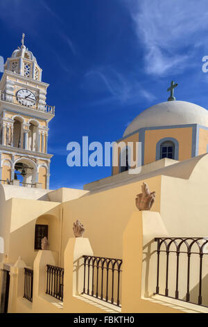 Uhr Turm und Kuppel Thera Santorin Stockfoto