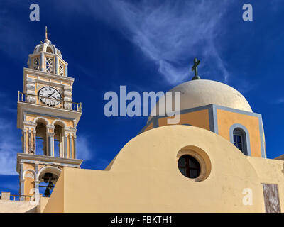 Uhr Turm und Kuppel Thera Santorin Stockfoto