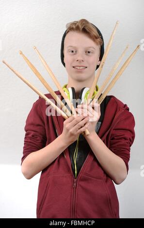 Porträt einer jungen, Deutschland, Stadt Osterode, 13. Januar 2016. Foto: Frank Mai Stockfoto