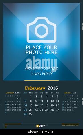 Februar 2016. Wand-Monatskalender für das Jahr 2016. Vector Design drucken Vorlage mit Platz für Foto. Dunklen Hintergrund. Woche-Sta Stock Vektor