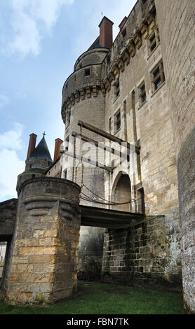 Das Chateau de wickelten, Indre-et-Loire, Frankreich. 992 von Fulk Nerra, Graf von Anjou gegründet. Im späten 19. Jahrhundert restauriert Stockfoto
