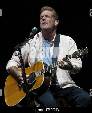 Indianapolis, Indiana, USA. 18. Oktober 2013. GLENN FREY der Adler führt auf Banker Leben Fieldhouse in Indianapolis, Indiana am 18. Oktober 2013. © Lora Olive/ZUMA Draht/Alamy Live-Nachrichten Stockfoto