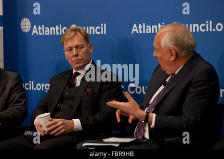 Botschafter Stephen Rapp, ehemaliger US-Botschafter an-groß-für Kriegsverbrechen Fragen, bei Atlantic Council - Washington, DC USA Stockfoto