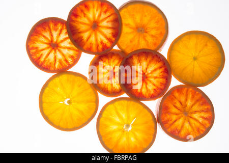 Orange Blut Scheiben, sizilianischen Orangen (Draufsicht) Stockfoto