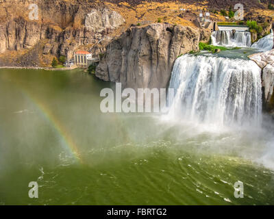 Regenbogen im Shoshone Falls Idaho Stockfoto