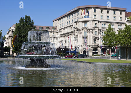 Kurpark des Casinos in Wiesbaden Stockfoto