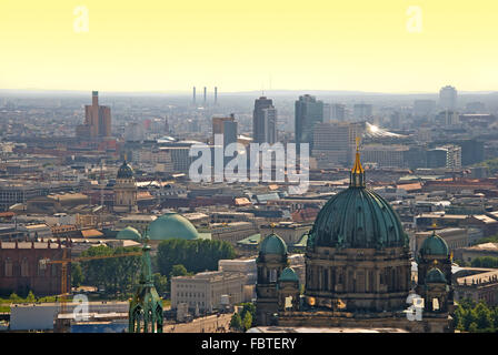 Berlin Potsdamer Platz bei Sonnenuntergang Stockfoto