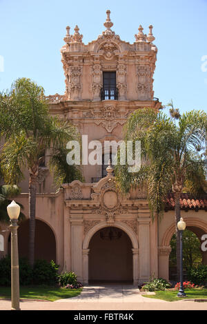 Detail der Schnitzereien an der Casa de Balboa Gebäude im Balboa Park in San Diego Stockfoto