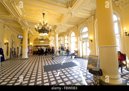 Eingangshalle des Szechenyi Spa budapest Stockfoto