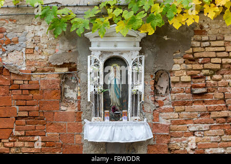 Schrein und heilige Bild im Castello, Venedig, Italien Stockfoto