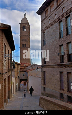 Zaragoza Provinz, Aragon, Spanien: Tarazona. Glockenturm der Kirche von Magdalena, in Ancha de San Bernardo Street.Mudejar s Stockfoto