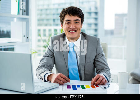 Porträt von asiatischen Geschäftsmann Stockfoto