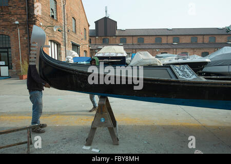 Werft für die Reparatur von Gondeln in Venedig Stockfoto