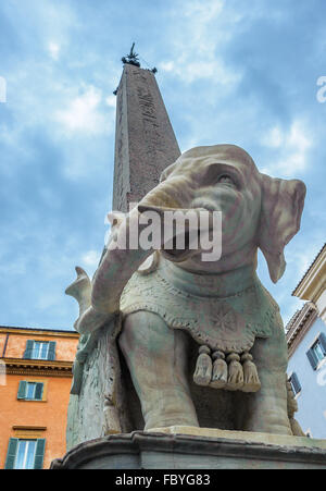 Elefant und Obelisk von Bernini in Piazza della Minerva, Rom, Italien Stockfoto