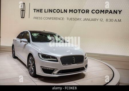 11. Januar 2016 - Detroit, MI, USA - Lincoln blendet auf Detroit North American Auto Show. (Kredit-Bild: © Alexis Simpson über ZUMA Draht) Stockfoto