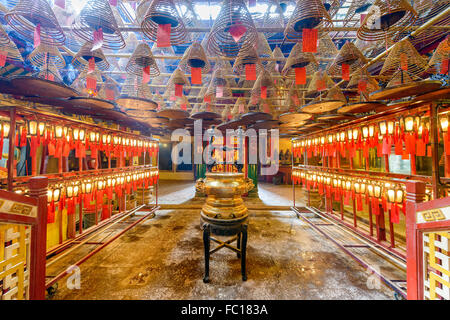 Das Innere der Man Mo Tempel in Hong Kong, China. Stockfoto