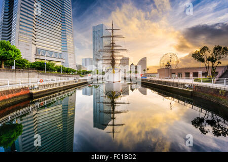 Yokohama, Japan Stadtbild in Minato Mirai Bezirk. Stockfoto