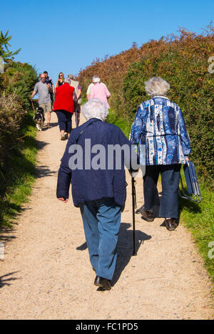 SENIOR IM FREIEN Stockfoto