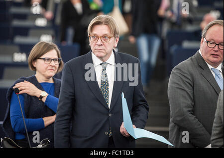 Straßburg, Bxl, Frankreich. 20. Januar 2016. Mitglied des Europäischen Parlaments (MdEP) ALDE (Allianz der Liberalen) und Demokraten für Europa Gruppenleiter Guy Verhofstadt bei Diskussion über Programm der Aktivitäten der niederländischen Präsidentschaft im Europäischen Parlament in Straßburg auf 20.01.2016 von Wiktor Dabkowski Credit Hauptsitz: Wiktor Dabkowski/ZUMA Draht/Alamy Live News Stockfoto