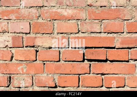 Fassade eines alten Hauses aus Ziegeln gemacht Stockfoto