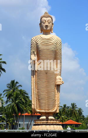 Peraliya Buddha-Statue in Hikkaduwa Stockfoto