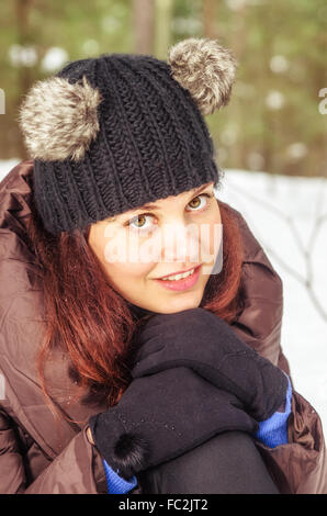 Porträt der charmante junge Frau Stockfoto