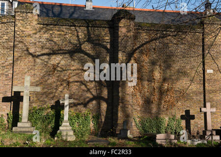 Befindet sich in der Nähe von Earls ist Court in Westlondon Brompton Road Friedhof und einer der glorreichen sieben Friedhöfe von London. Stockfoto