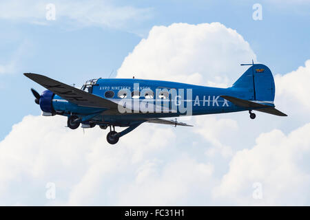 Farnborough International Airshow, Farnborough Airport, Rushmoor, Avro Anson, Hampshire, England Stockfoto