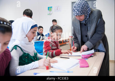 Türkei, KILIS: UNICEF Schule "School of Hope" für syrische Flüchtlinge. 1266 besuchen es in zwei Schichten. Stockfoto