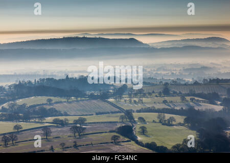 Nebel über South Shropshire, niedrige, gesehen vom Ragleth Hill, in der Nähe von Kirche Stretton, Shropshire, England, UK Stockfoto