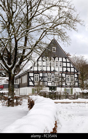 DE - Nord-Rhein-Westfalen: Malerische Dorf von Freudenberg Stockfoto
