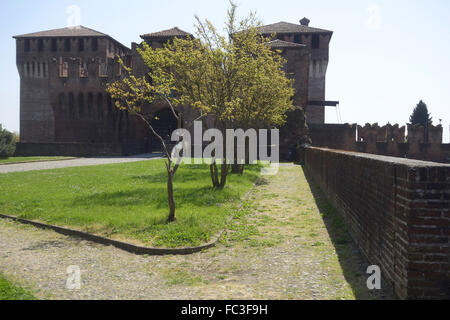 alte Mühle Rocca sforzesca Stockfoto