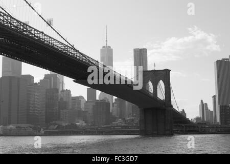 Brooklynbrücke in schwarz / weiß Stockfoto