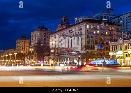 Kreschatik Straße in der Nacht, Kiew Stockfoto