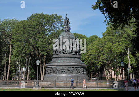 Die von Russland Milleniumsdenkmal auf dem Gelände des Kremls, Weliki Nowgorod, Oblast Nowgorod. Stockfoto