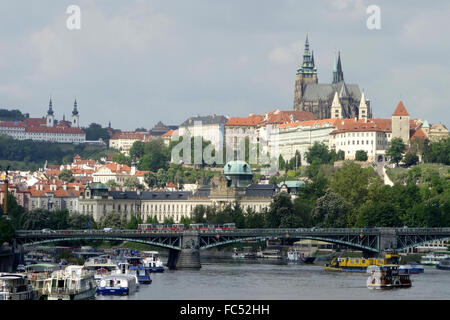 St.-Veits-Dom in Prag und hradschin Stockfoto